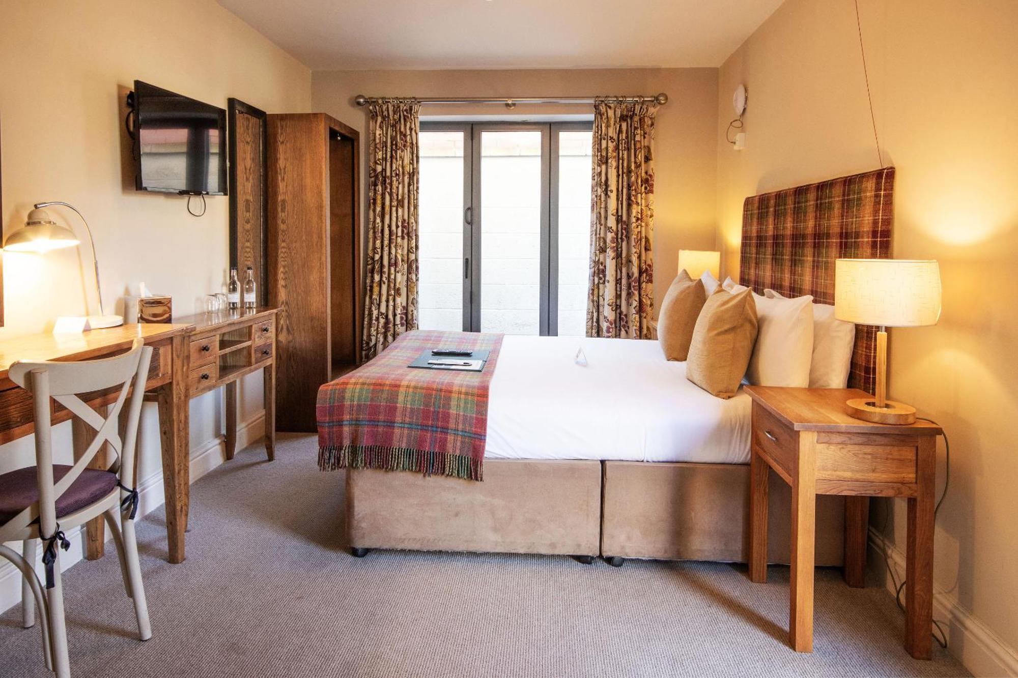 Bed and Breakfast The White Hart, Wroughton Свіндон Екстер'єр фото